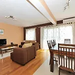 Veliki Petra 아파트 포세다르예