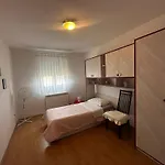 아파트 Veliki Petra 포세다르예