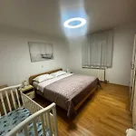 Veliki Petra 아파트
