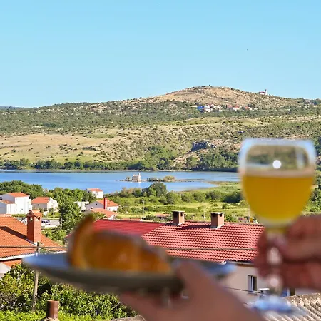 アパート Veliki Petra *