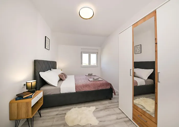 Veliki Petra Apartment Posedarje